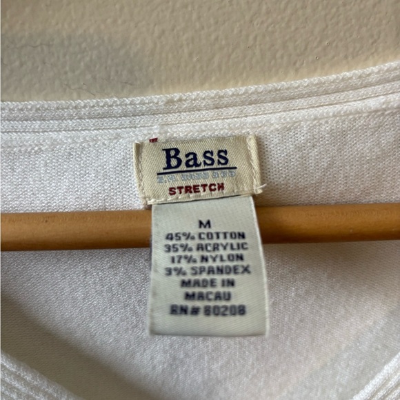 Elegant White Women's Sweater - Picture 5 of 8